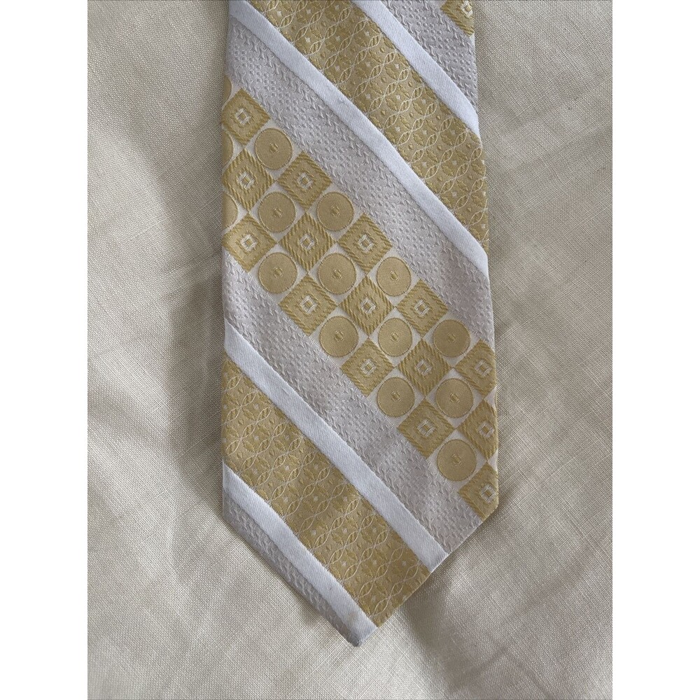 70s VTG Beau Brummell Del Sarto Men’s Tie Yellow Textured Necktie